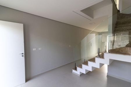 Sala de casa à venda com 2 quartos, 80m² em Vila Constanca, São Paulo