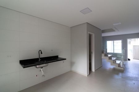 Cozinha de casa à venda com 2 quartos, 80m² em Vila Constanca, São Paulo
