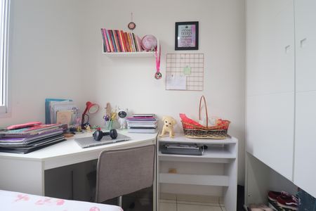 Apartamento à venda com 54m², 2 quartos e 1 vagaQuarto 2