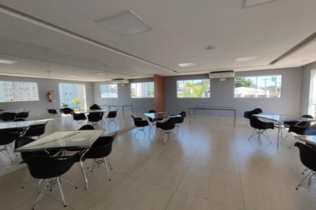 Apartamento para alugar com 44m², 2 quartos e 1 vaga Apartamento para alugar com 44m², 2 quartos e 1 vagaÁrea comum - Salão de festas
