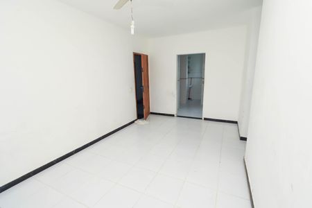 Apartamento para alugar com 60m², 3 quartos e sem vaga