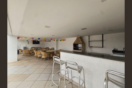 Apartamento para alugar com 50m², 2 quartos e 2 vagas Apartamento para alugar com 50m², 2 quartos e 2 vagasÁrea comum - Churrasqueira
