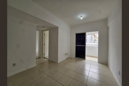 Sala de apartamento para alugar com 2 quartos, 50m² em Luiz Anselmo, Salvador