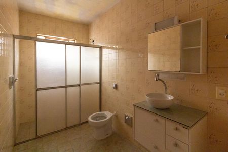 Apartamento para alugar com 90m², 2 quartos e sem vagaBanheiro