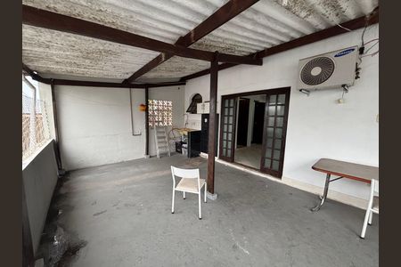 Casa para alugar com 65m², 2 quartos e sem vaga Casa para alugar com 65m², 2 quartos e sem vagaQuintal