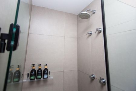 Banheiro  de apartamento para alugar com 1 quarto, 26m² em Vila Clementino, São Paulo