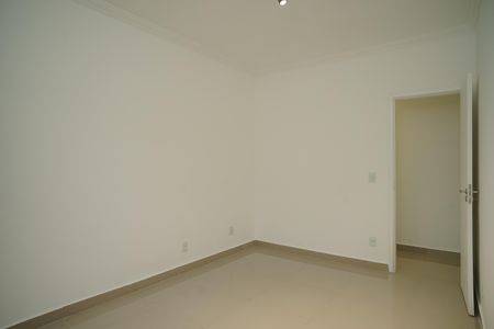 Casa de condomínio para alugar com 200m², 4 quartos e 4 vagas Casa de condomínio para alugar com 200m², 4 quartos e 4 vagasQuarto 1
