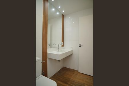 Casa de condomínio para alugar com 200m², 4 quartos e 4 vagas Casa de condomínio para alugar com 200m², 4 quartos e 4 vagasBanheiro do Quarto 3