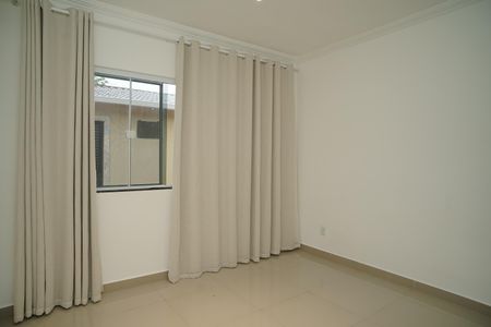 Casa de condomínio para alugar com 200m², 4 quartos e 4 vagas Casa de condomínio para alugar com 200m², 4 quartos e 4 vagasQuarto 2