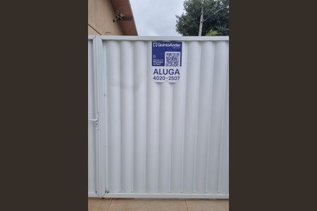 Casa de condomínio para alugar com 200m², 4 quartos e 4 vagas Casa de condomínio para alugar com 200m², 4 quartos e 4 vagasPlaca
