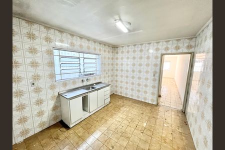 Casa para alugar com 125m², 4 quartos e 2 vagas Casa para alugar com 125m², 4 quartos e 2 vagasCozinha