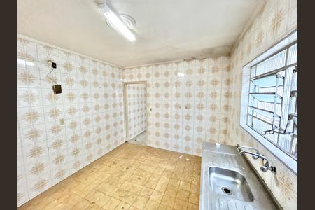 Casa para alugar com 125m², 4 quartos e 2 vagas Casa para alugar com 125m², 4 quartos e 2 vagasCozinha