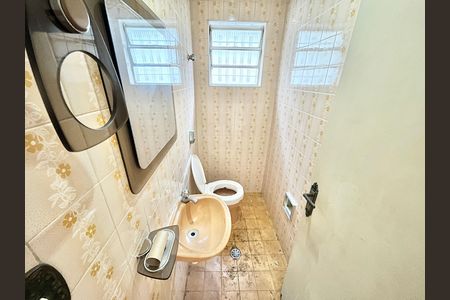 Casa para alugar com 125m², 4 quartos e 2 vagas Casa para alugar com 125m², 4 quartos e 2 vagasLavabo