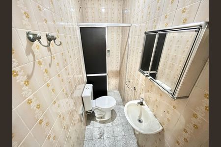 Casa para alugar com 125m², 4 quartos e 2 vagas Casa para alugar com 125m², 4 quartos e 2 vagasBanheiro de serviço