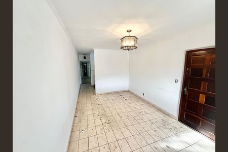 Casa para alugar com 125m², 4 quartos e 2 vagas Casa para alugar com 125m², 4 quartos e 2 vagasSala