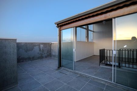 Apartamento para alugar com 110m², 2 quartos e 2 vagas Apartamento para alugar com 110m², 2 quartos e 2 vagasVaranda