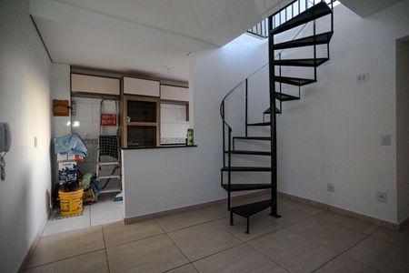 Apartamento para alugar com 110m², 2 quartos e 2 vagas Apartamento para alugar com 110m², 2 quartos e 2 vagasSala