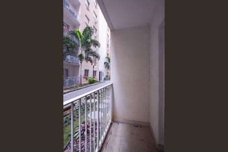 Varanda da Sala de apartamento para alugar com 2 quartos, 51m² em Vista Alegre, São Gonçalo