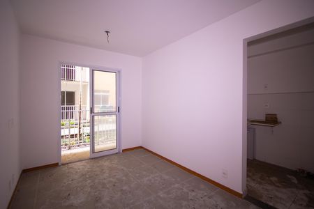 Sala de apartamento para alugar com 2 quartos, 51m² em Vista Alegre, São Gonçalo