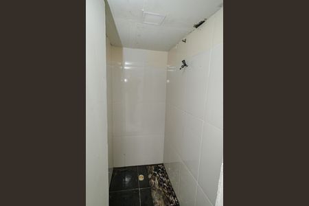 Banheiro da Suíte de apartamento para alugar com 2 quartos, 70m² em Guaratiba, Rio de Janeiro