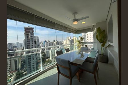 Apartamento à venda com 72m², 2 quartos e 2 vagas Apartamento à venda com 72m², 2 quartos e 2 vagasVaranda