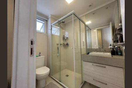 Apartamento à venda com 72m², 2 quartos e 2 vagas Apartamento à venda com 72m², 2 quartos e 2 vagasBanheiro