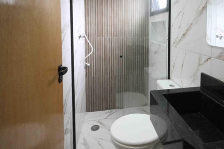 Casa à venda com 79m², 2 quartos e 2 vagas