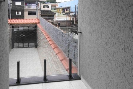 Casa à venda com 79m², 2 quartos e 2 vagas