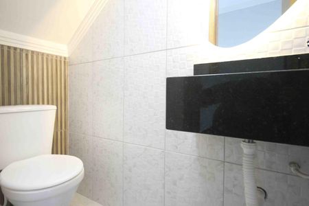 Casa à venda com 79m², 2 quartos e 2 vagas