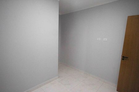 Casa à venda com 79m², 2 quartos e 2 vagas