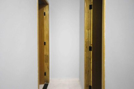 Casa à venda com 79m², 2 quartos e 2 vagas