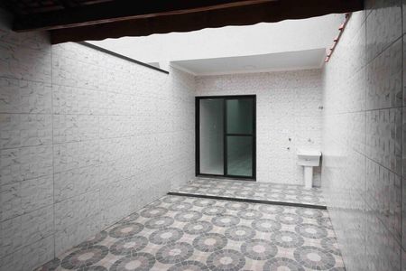 Casa à venda com 79m², 2 quartos e 2 vagas