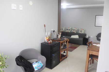Apartamento à venda com 85m², 2 quartos e 2 vagasVaranda