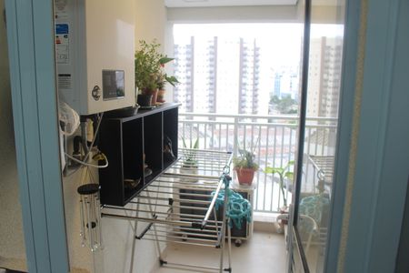 Apartamento à venda com 85m², 2 quartos e 2 vagasÁrea de Serviço