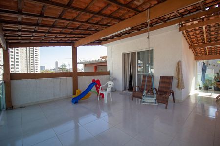 Varanda do Quarto 1 de casa à venda com 3 quartos, 200m² em Vila Bruna, São Paulo