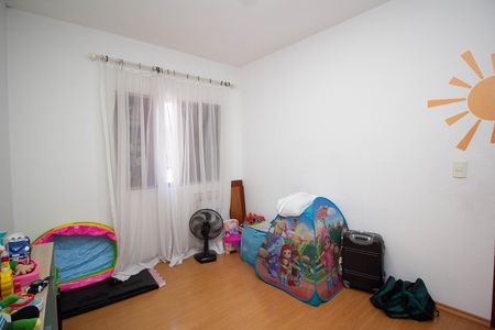 Casa à venda com 200m², 3 quartos e 2 vagas Casa à venda com 200m², 3 quartos e 2 vagasQuarto 2