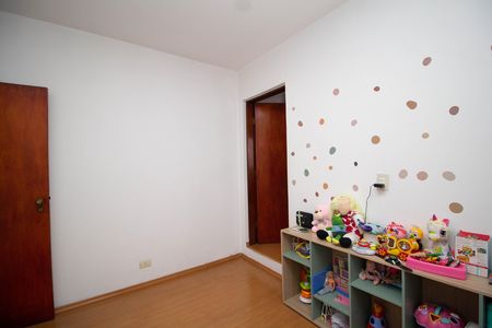 Casa à venda com 200m², 3 quartos e 2 vagas Casa à venda com 200m², 3 quartos e 2 vagasQuarto 2