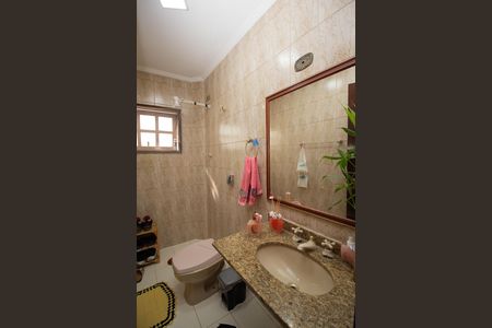 Casa à venda com 200m², 3 quartos e 2 vagas Casa à venda com 200m², 3 quartos e 2 vagasLavabo
