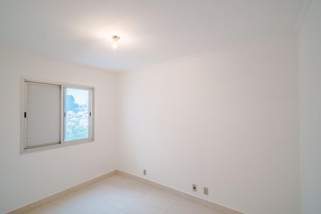 Apartamento à venda com 70m², 3 quartos e 1 vagaQuarto 2