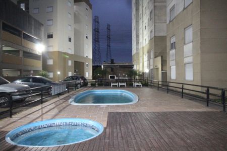 Apartamento para alugar com 80m², 3 quartos e 1 vagaÁrea comum - Piscina