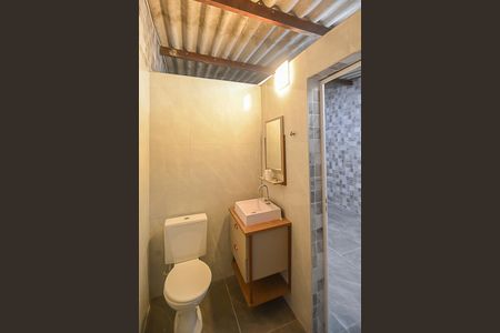 Casa de condomínio à venda com 80m², 2 quartos e 1 vaga Casa de condomínio à venda com 80m², 2 quartos e 1 vagaBanheiro de serviço