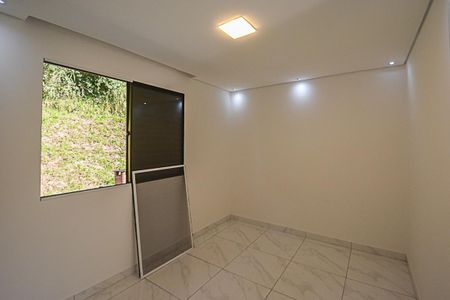 Casa de condomínio à venda com 80m², 2 quartos e 1 vaga Casa de condomínio à venda com 80m², 2 quartos e 1 vagaQuarto 1
