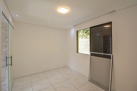 Casa de condomínio à venda com 80m², 2 quartos e 1 vaga Casa de condomínio à venda com 80m², 2 quartos e 1 vagaQuarto 1