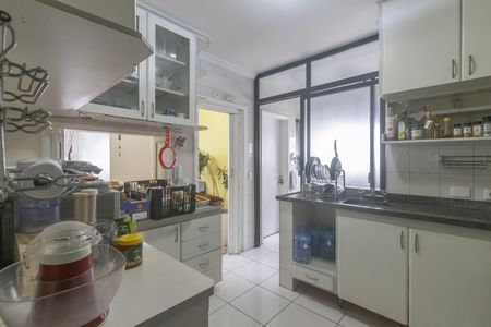 Apartamento para alugar com 90m², 4 quartos e 2 vagas Apartamento para alugar com 90m², 4 quartos e 2 vagasCozinha