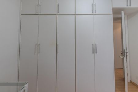 Apartamento para alugar com 90m², 4 quartos e 2 vagas Apartamento para alugar com 90m², 4 quartos e 2 vagasQuarto 2