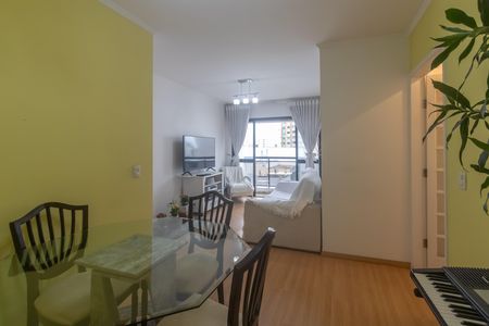 Apartamento para alugar com 90m², 4 quartos e 2 vagas Apartamento para alugar com 90m², 4 quartos e 2 vagasSala