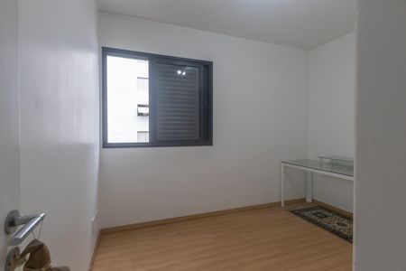 Apartamento para alugar com 90m², 4 quartos e 2 vagas Apartamento para alugar com 90m², 4 quartos e 2 vagasQuarto 2