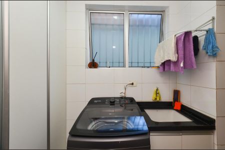Apartamento à venda com 108m², 2 quartos e 1 vaga Apartamento à venda com 108m², 2 quartos e 1 vagaÁrea de Serviço