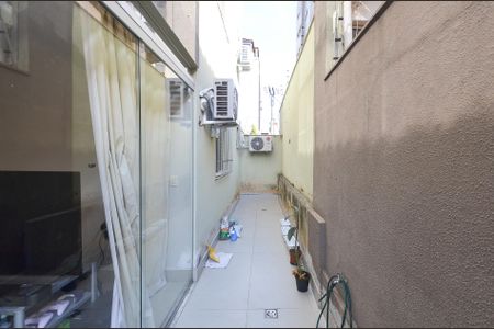 Apartamento à venda com 108m², 2 quartos e 1 vaga Apartamento à venda com 108m², 2 quartos e 1 vagaÁrea Privativa