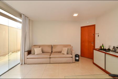Apartamento à venda com 108m², 2 quartos e 1 vaga Apartamento à venda com 108m², 2 quartos e 1 vagaSala Ambientes